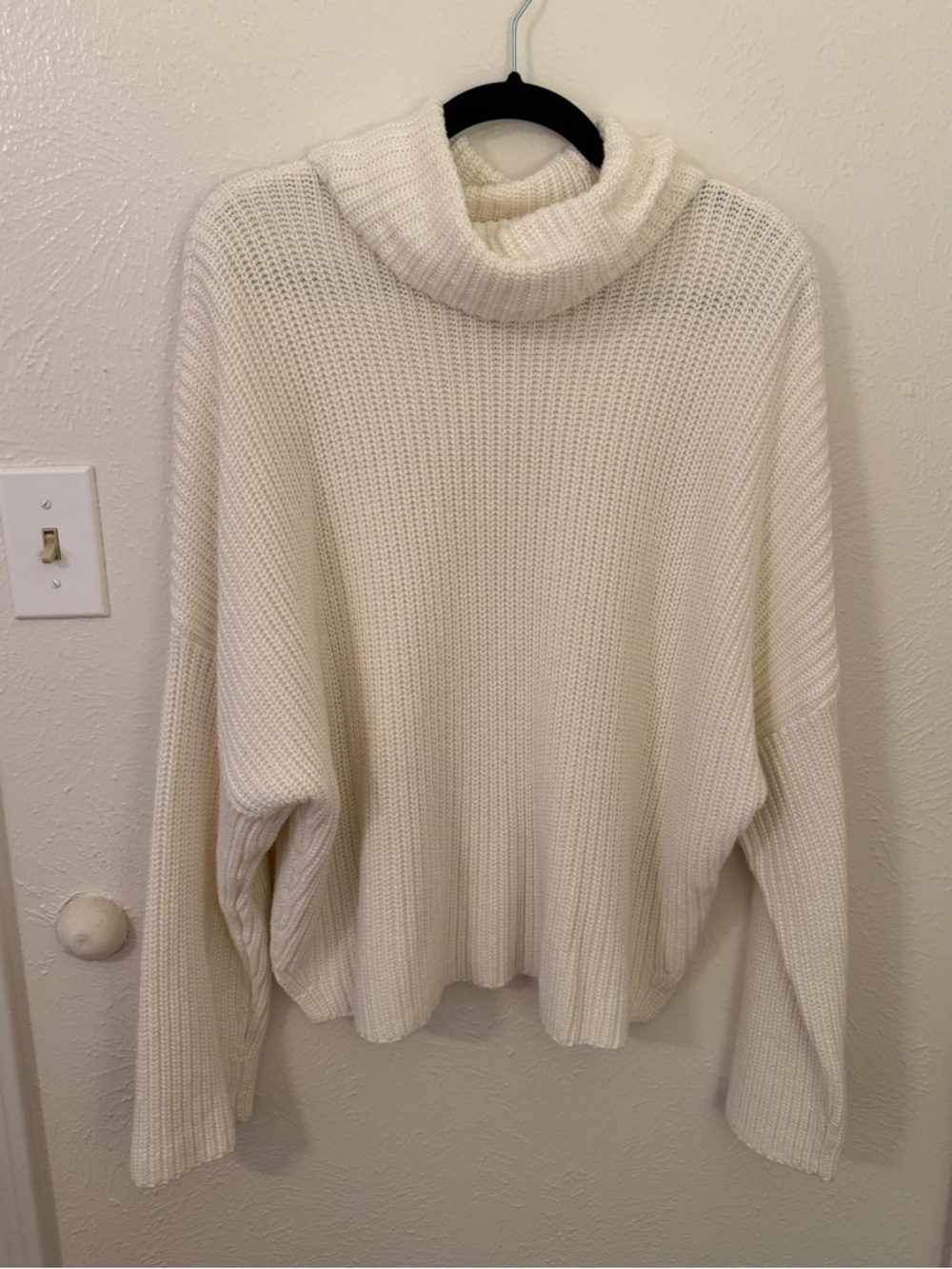 Abercrombie Cream Turtleneck